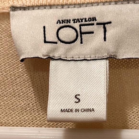 NWOT Ann Taylor LOFT Sweater - Picture 2 of 13